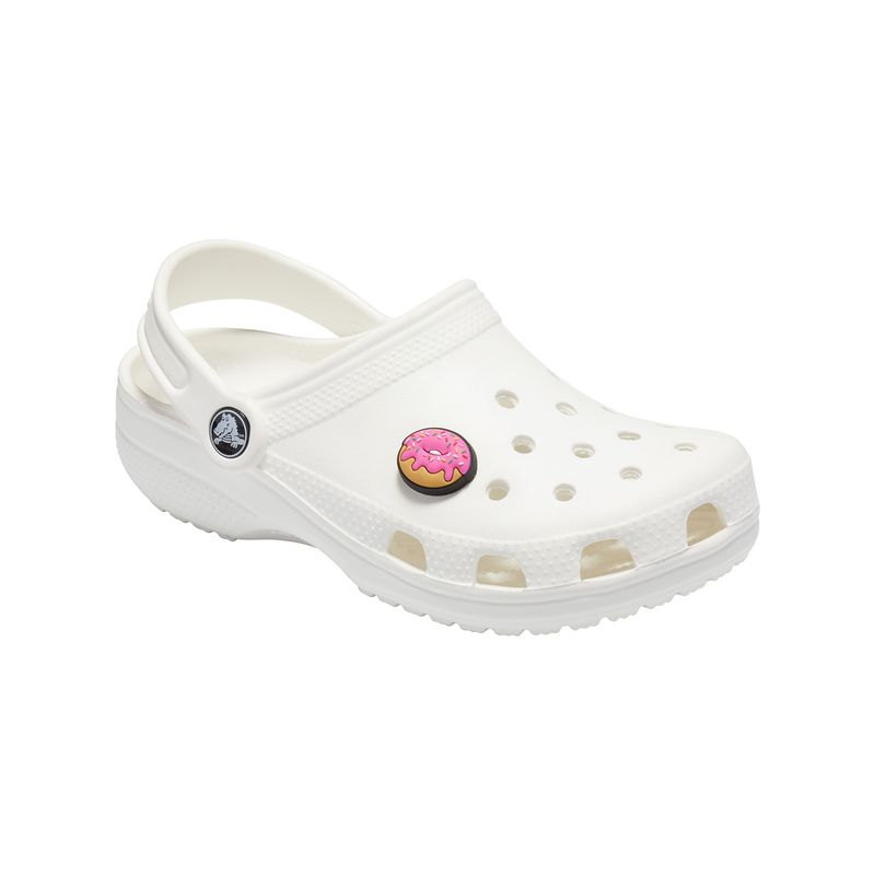 Jibbitz-Dona-Rosada-Crocs