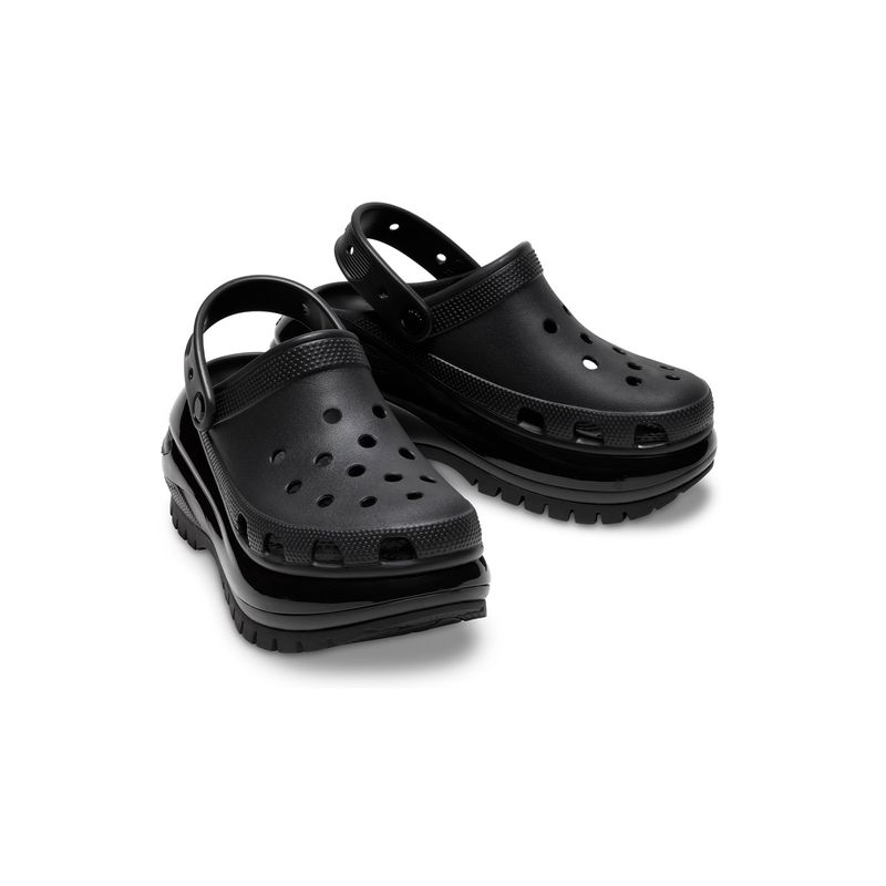 Zueco-Mega-Crush-Negro-Crocs