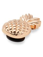 Jibbitz-Piña-Dorada-Metalizado-Crocs