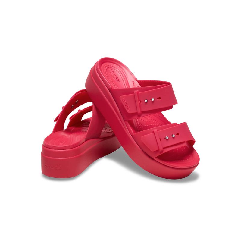 Sandalia Mujer Brooklyn Buckle Low Wdg Rojo Crocs