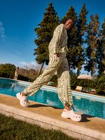 Zueco-Plataforma-Mujer-Bae-Clog-Blanco-Crocs