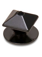 Jibbitz-Tacha-Piramide-Plata-Oscura-Negro-Crocs