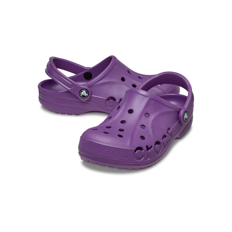 Zueco Unisex Baya Clog Morado Crocs