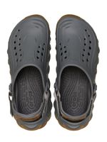 Zueco-Unisex-Echo-Gum-Ro-Clog-Gris-Crocs