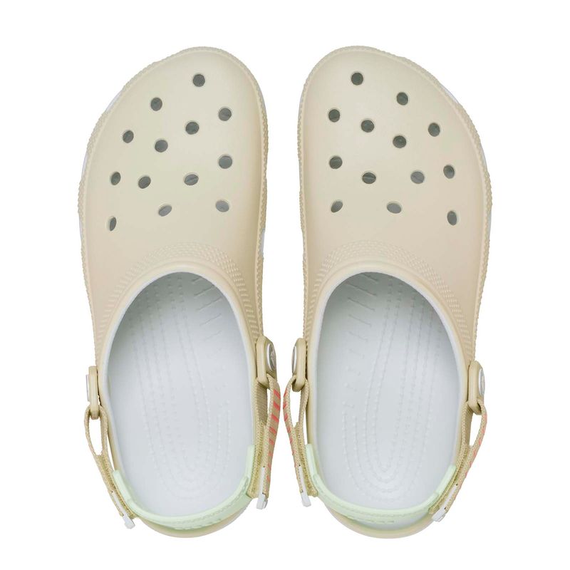 Zueco Unisex Classic Turbo Clog Blanco Crocs