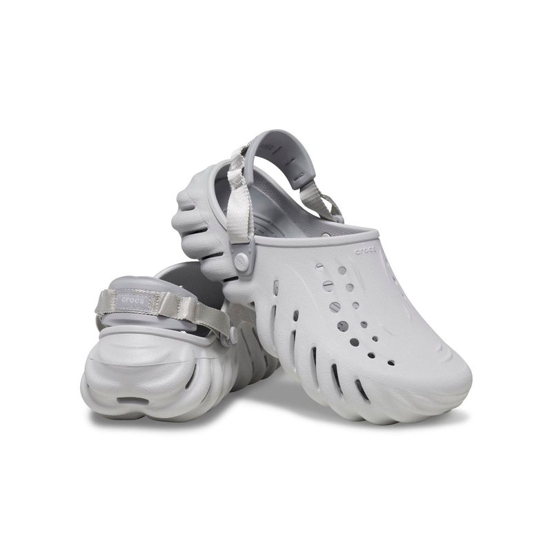 Zueco Unisex Echo Clog Gris Crocs