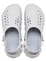 Zueco-Unisex-Echo-Clog-Gris-Crocs