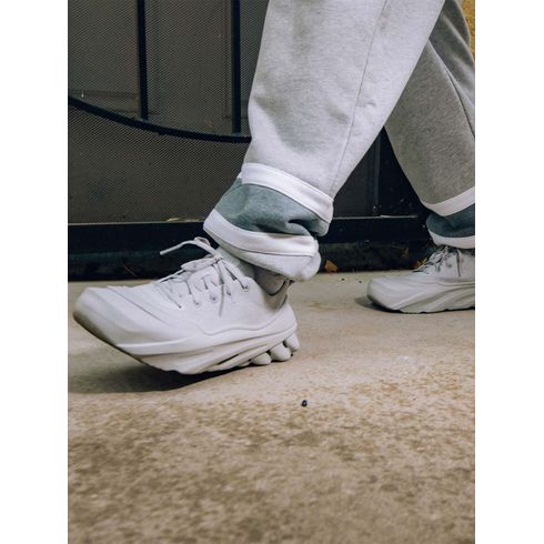 Zapatilla Unisex Echo Surge Gris Crocs