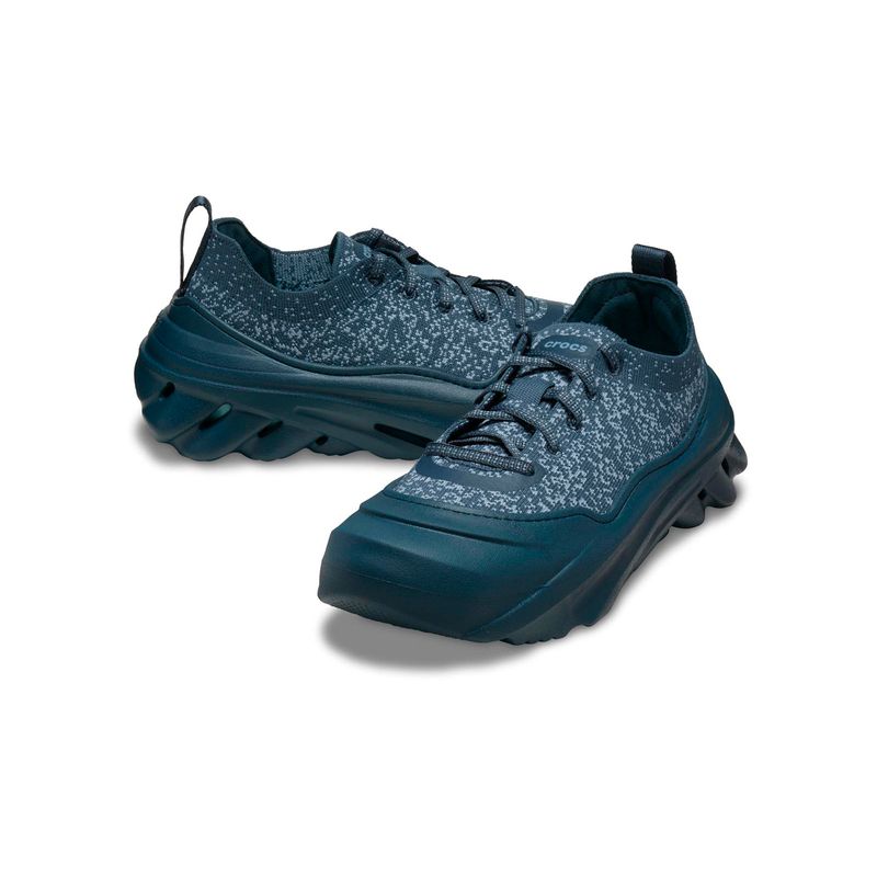 Zapatilla Unisex Echo Surge NFAM Azul Crocs