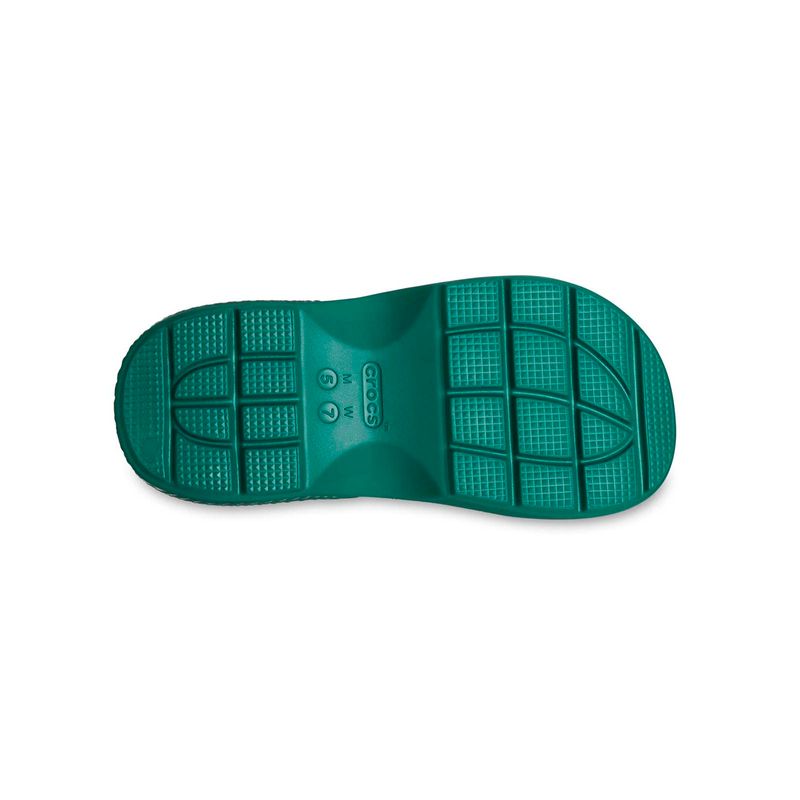 Zueco Mujer Stomp EML Verde Crocs