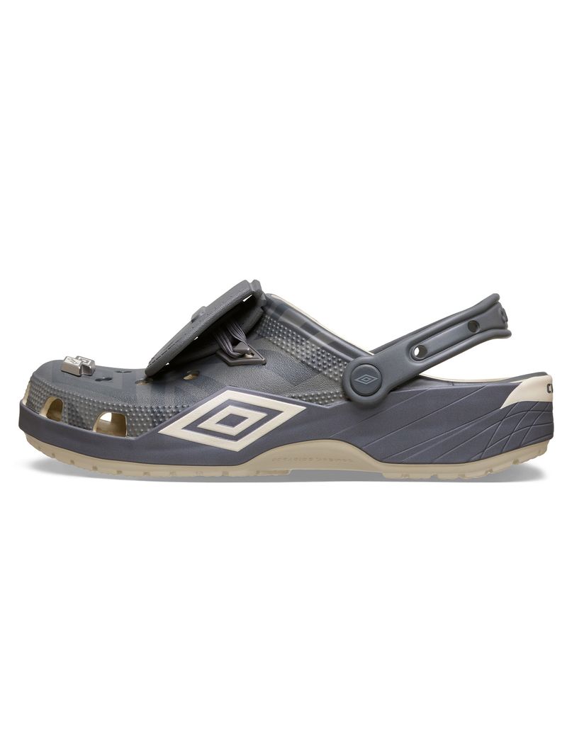 Zueco-Unisex-Umbro-Classic-Clog-Beige-Crocs